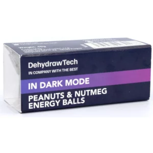 IN DARK MODE energetické kuličky s arašídy a muškátovým oříšekem